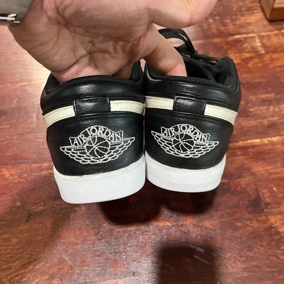 Nike Air Jordan 1 v.2 Low Black and White Sneakers - Picture 4 of 6